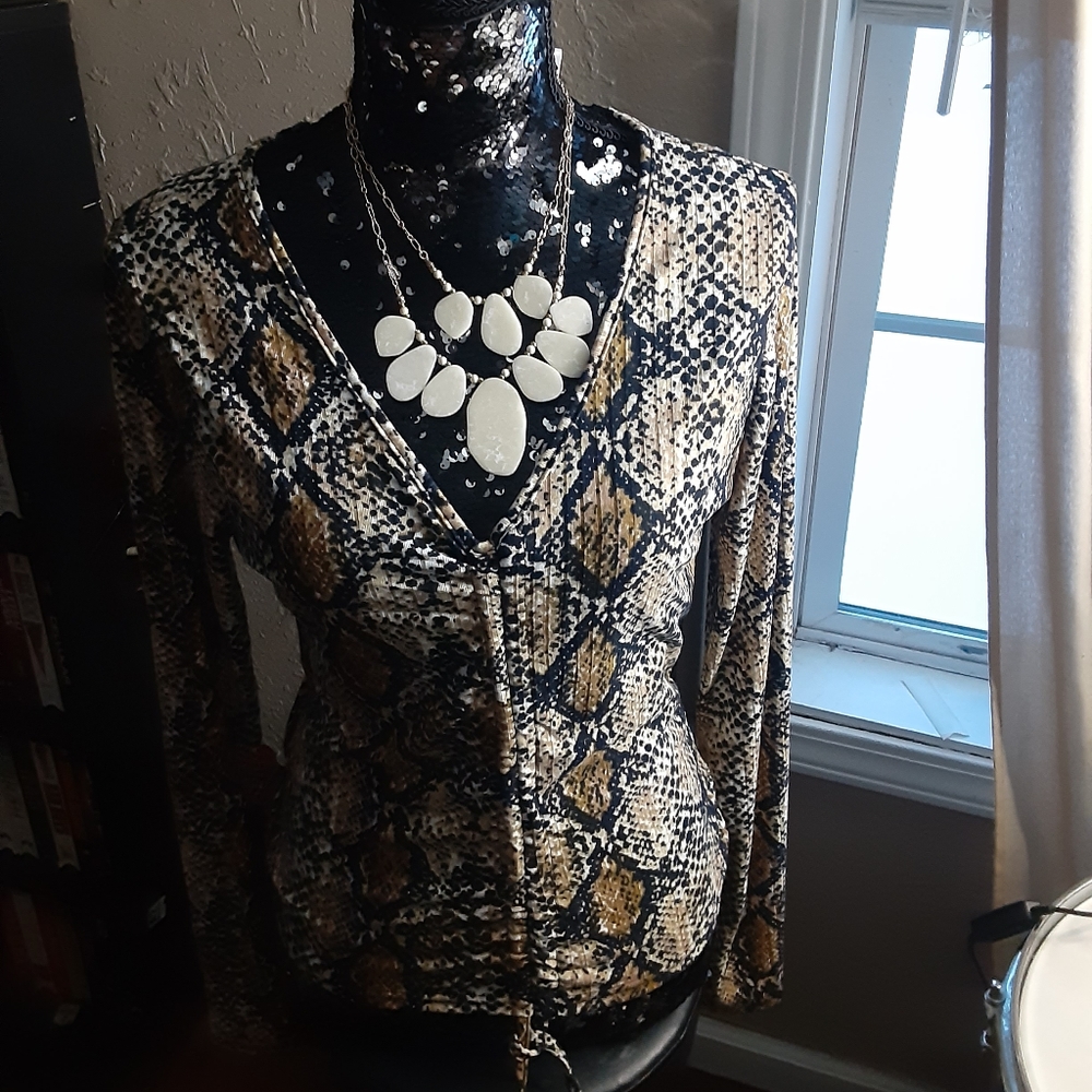 Women's shirt